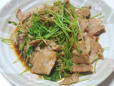 豚バラと豆苗の炒めもの